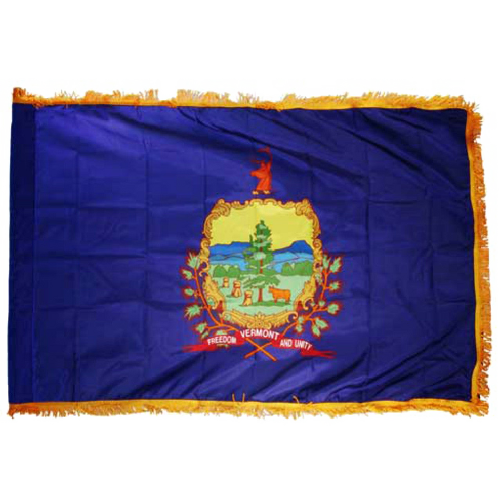 Very attractive 3ft x 5ft Vermont flag made in the US from nylon with a lined pole hem and golden fringe.