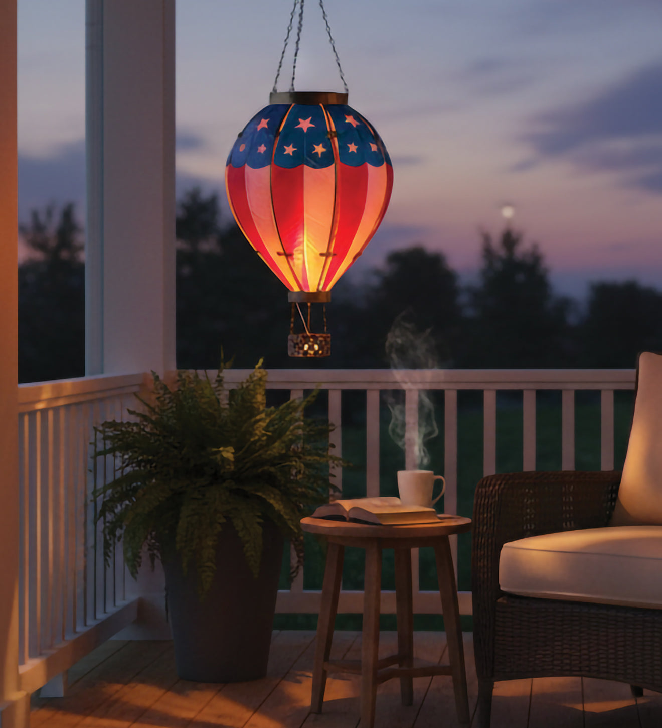 Patriotic Hot Air Balloon Solar Lantern for Outdoor Garden - Extra Large