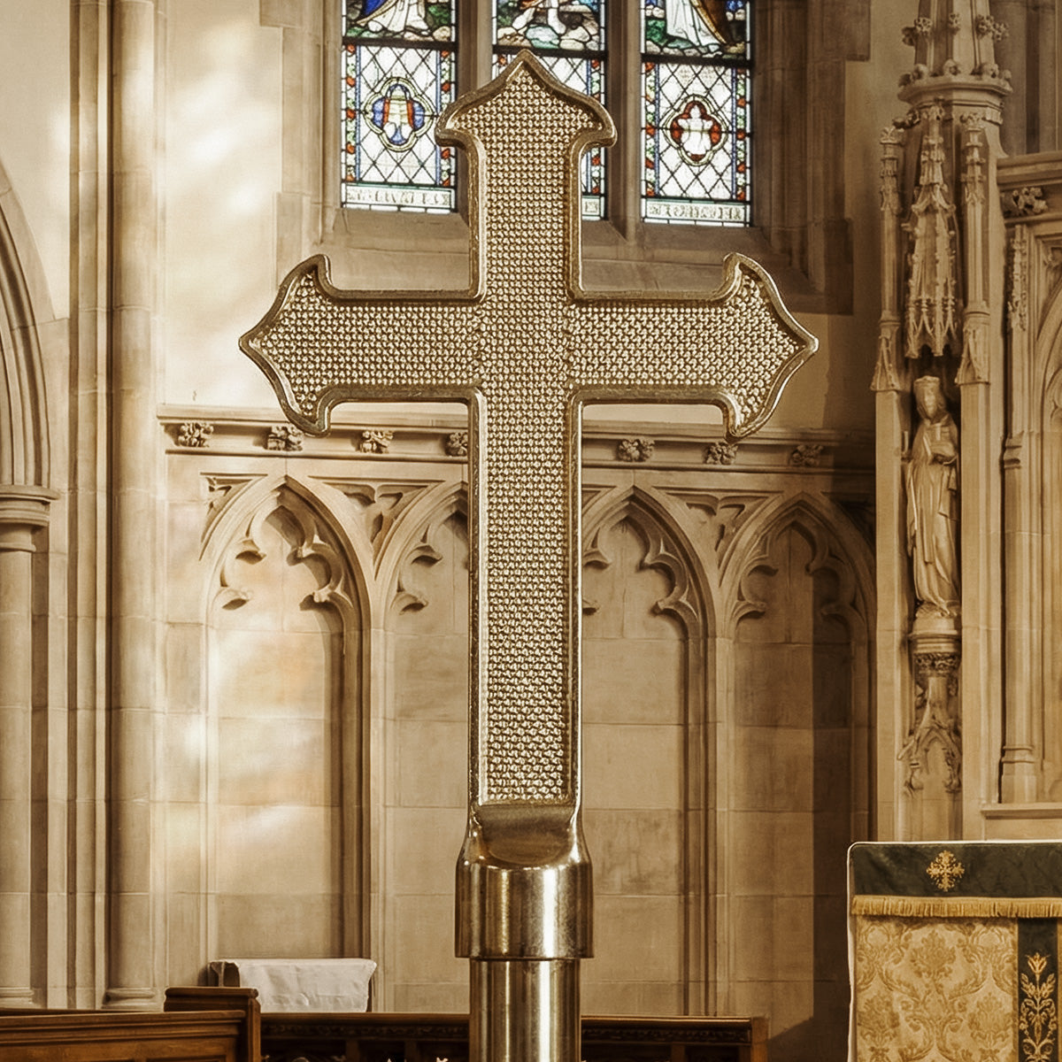 Metal Fancy Cross - Gold