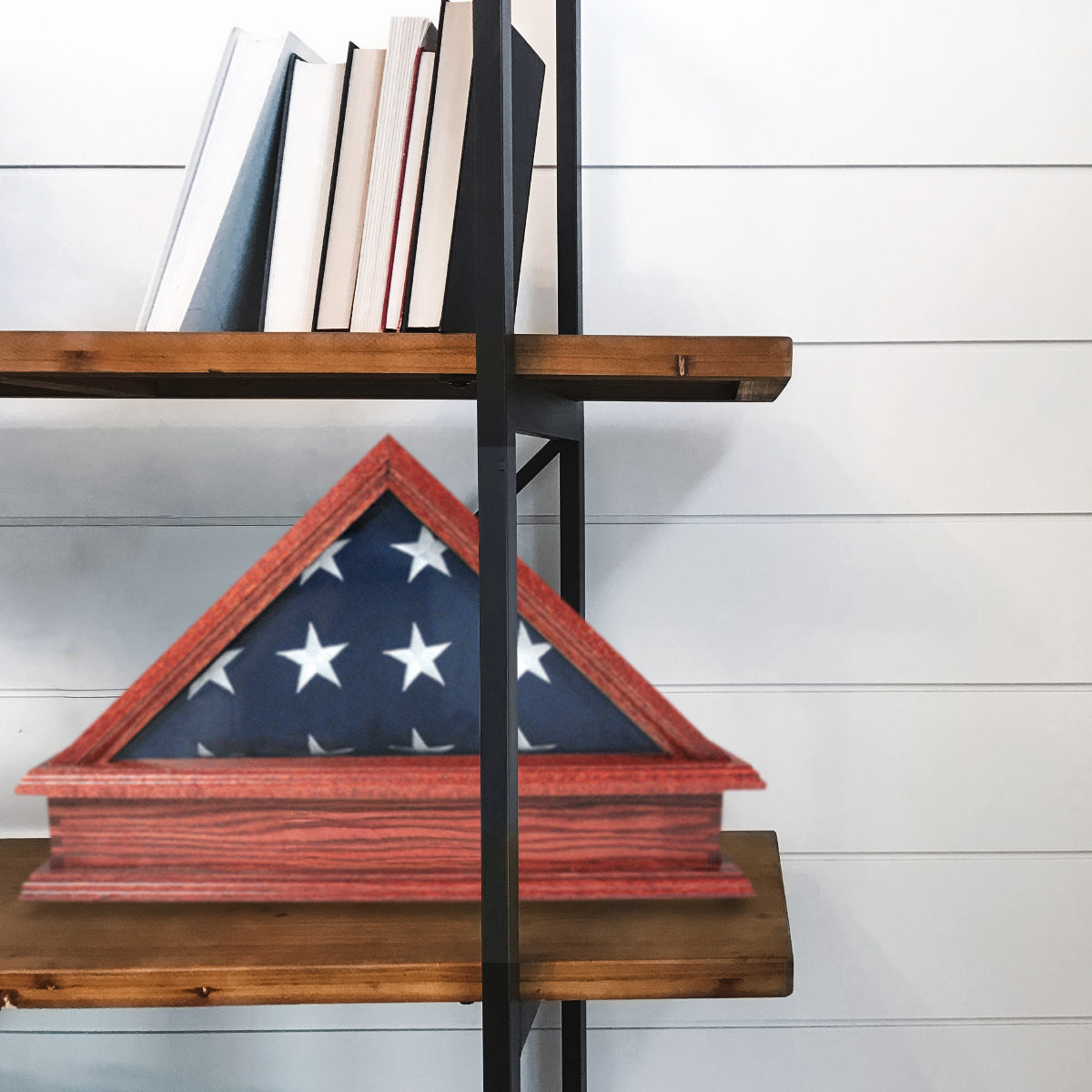 Jefferson Folded Flag Display Case & Pedestal  for 3' x 5' Flag