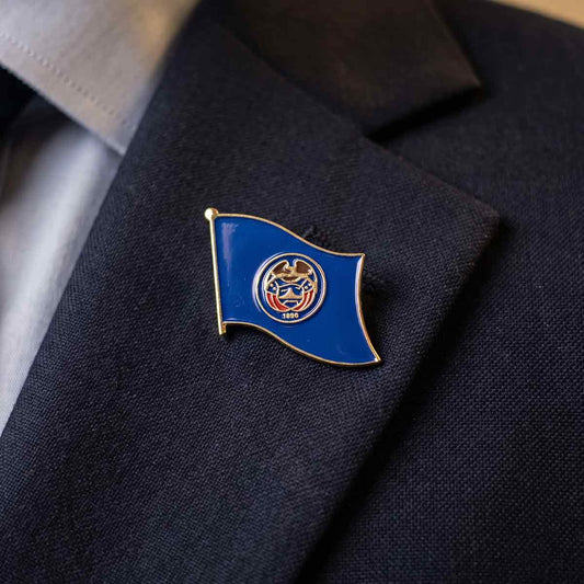 Utah Flag Lapel Pin - 3/4" x 1/2"