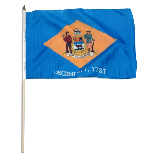 Delaware state flag with blue field, yellow diamond, coat of arms, and “December 7, 1787.”