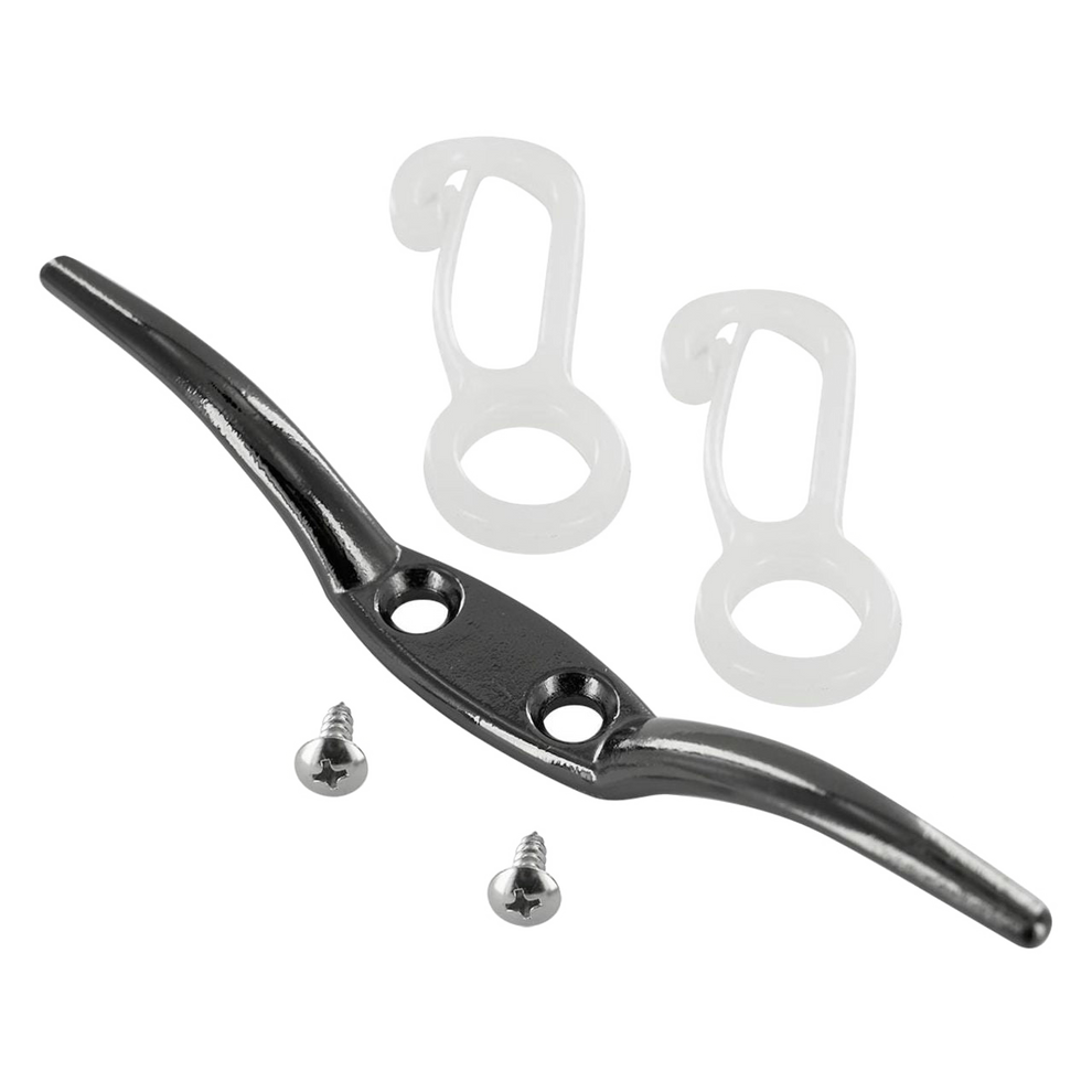 Metal cleat and two nylon flag snaps