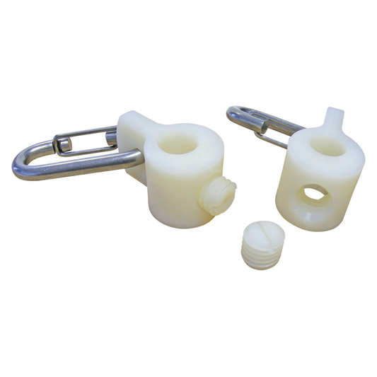 Mounting clips for flag set